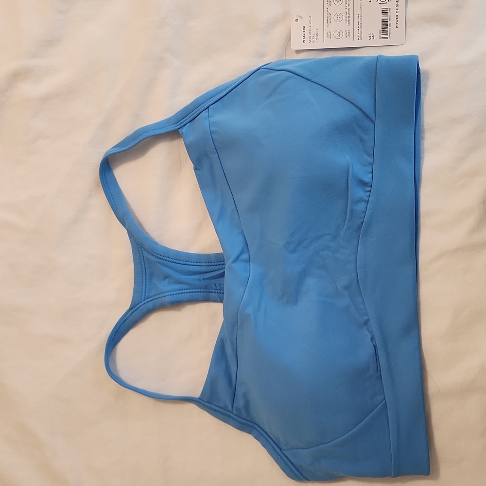 Athleta Sports Vital Bra Bonnet